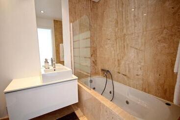 Lux Design Villa In Sintra