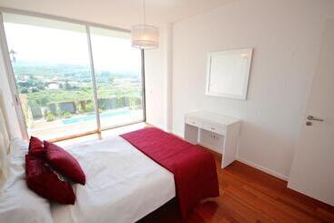 Lux Design Villa In Sintra