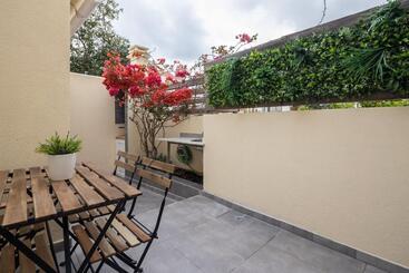 Designer Flats In Lapa By Lovelystay