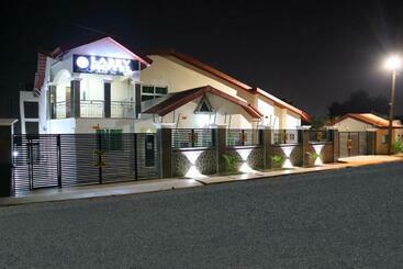 酒店 Labev