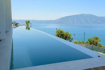 Nobus Hotel & Spa