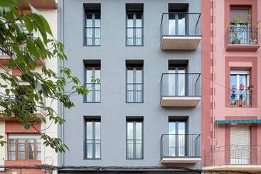 Invino Apartments