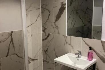 پانسیون Hostal Santa Calma