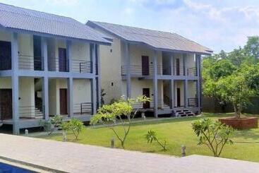 استراحتگاه Sigiriya Retreats