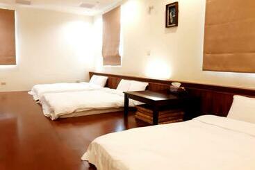 تختخواب و صبحانه Yun Yan Inn