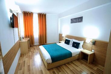 Cataleya Suites Apart