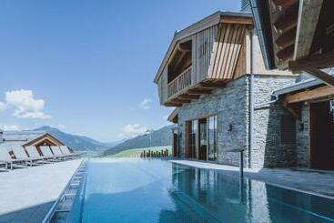 Zaglgut Hotel Chalet Wellness Panoramic View, Ski In Ski Out To Kitzsteinhorn