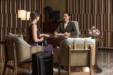 هتل Oakwood Premier Phnom Penh