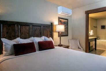 استراحتگاه Grand Lodge On Peak 7