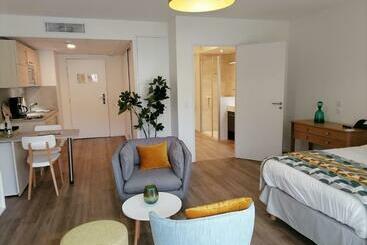 Résidence Services Seniors Domitys Les Eaux Vives
