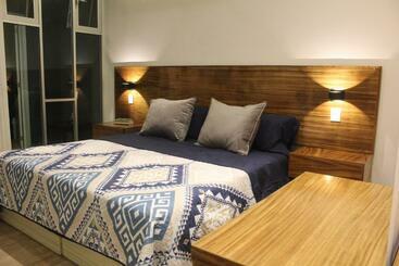 هتل Berthel Suites