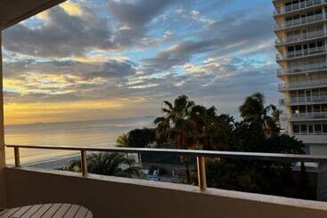 هتل Ocean Manor Tiki Sunset Retreat