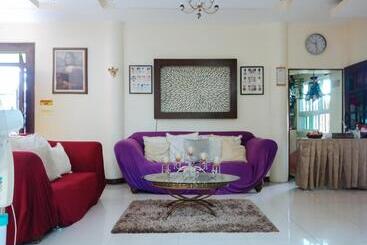 هتل Villa Asuncion Country Inn And Resort Iloilo By Reddoorz