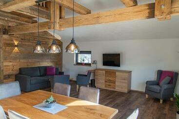 پانسیون Gasthof Appartements Gamskar