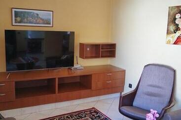 پانسیون Guest House Yanita