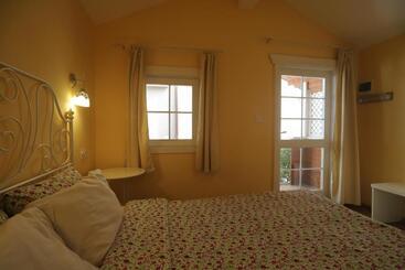 پانسیون Guest House Yanita