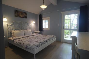 پانسیون Guest House Yanita