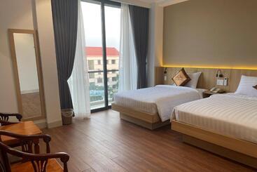 Thanh Bình Hotel 47 Y Bih Bmt
