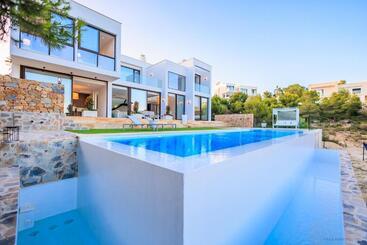 Villa Martin Stone  Las Colinas Golf Country