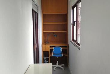 Amália Rodrigues  Apartamento Com 3 Quartos Em Pleno Coração De ílhavo