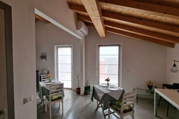 تختخواب و صبحانه Bellavista
