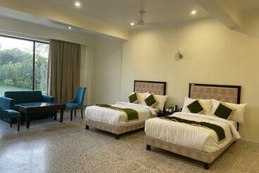 酒店 Gautam S And Resort