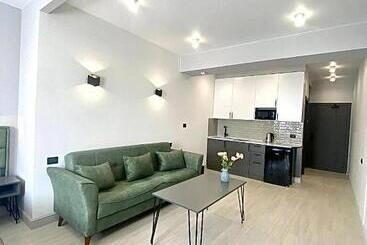 هتل апарт отель Nine Rooms