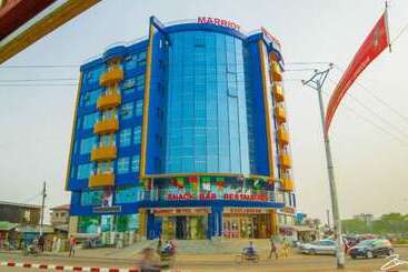 هتل Marriot Metropolitan