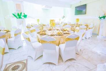 هتل Marriot Metropolitan