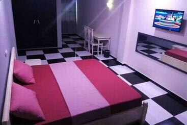 Mosaly Hotel Pk10