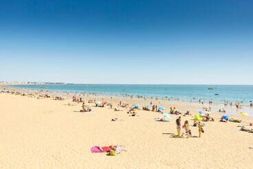 Le Cottage Baulois Entre Mer Et Nature  Plages  Tout à Vélo Ou à Pied  Piscine Couverte