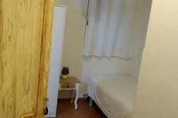 پانسیون Joy Beach B&b
