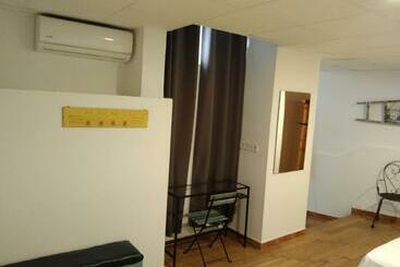 پانسیون Joy Beach B&b