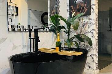 24 On Basil Boutique Luxury