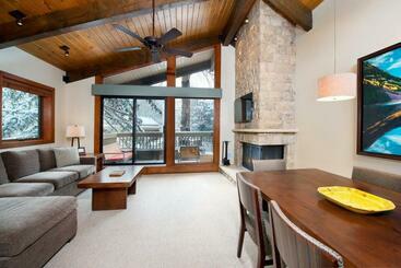 هتل 3 Bedroom Mountain Residence In The Heart Of Aspen With Amenities Including Heated Pool, Hot Tubs, G
