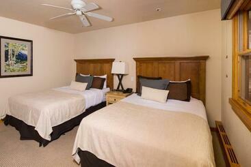 هتل 3 Bedroom Mountain Residence In The Heart Of Aspen With Amenities Including Heated Pool, Hot Tubs, G