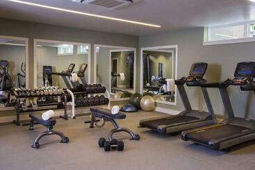 هتل 3 Bedroom Mountain Residence In The Heart Of Aspen With Amenities Including Heated Pool, Hot Tubs, G