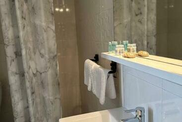 هتل Hôtel Doré