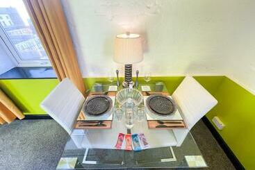 هتل Phoenix Apartments