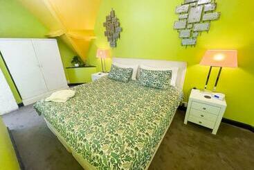 هتل Phoenix Apartments