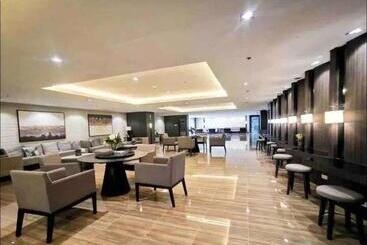 Luxurious Condotel At The Heart Of Makati
