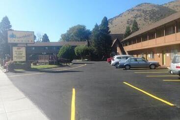 Murphey S Motel Llc