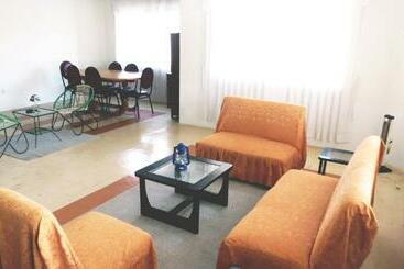 پانسیون Totora B&b