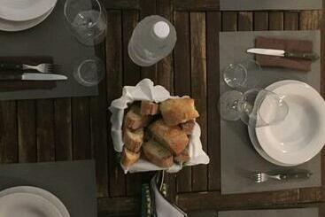 تختخواب و صبحانه Campo Reale Country Rooms