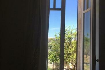 تختخواب و صبحانه Campo Reale Country Rooms