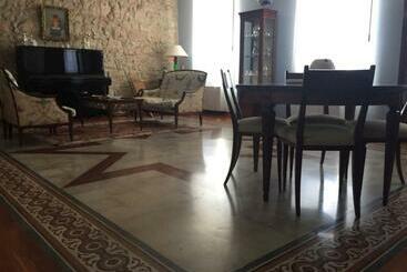 تختخواب و صبحانه Campo Reale Country Rooms