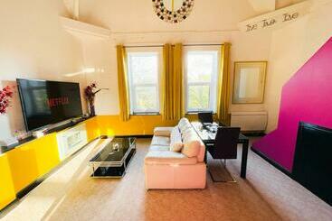 هتل Phoenix Apartments