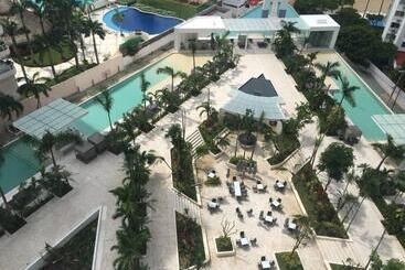 Luxury Apartment In Front Of Acapulco Beach