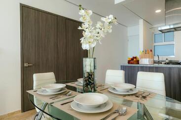 Luxury Apartment In Front Of Acapulco Beach