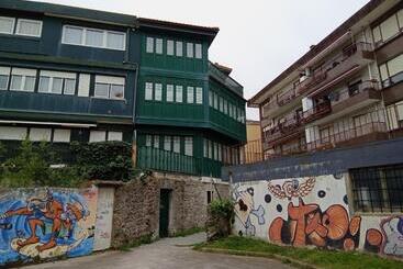 Plazuela Sta Catalina Ii En Mundaka Con Parking By Kabia Gestión